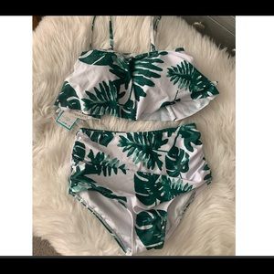 2 piece size small bathing suit !